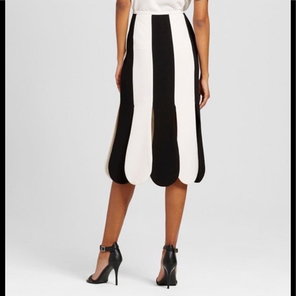 Victoria Beckham for Target tulip midi skirt size 22W - Picture 3 of 14